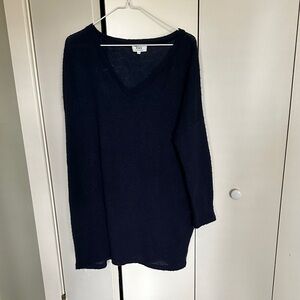 Piko lightweight Navy V-Neck Sweater